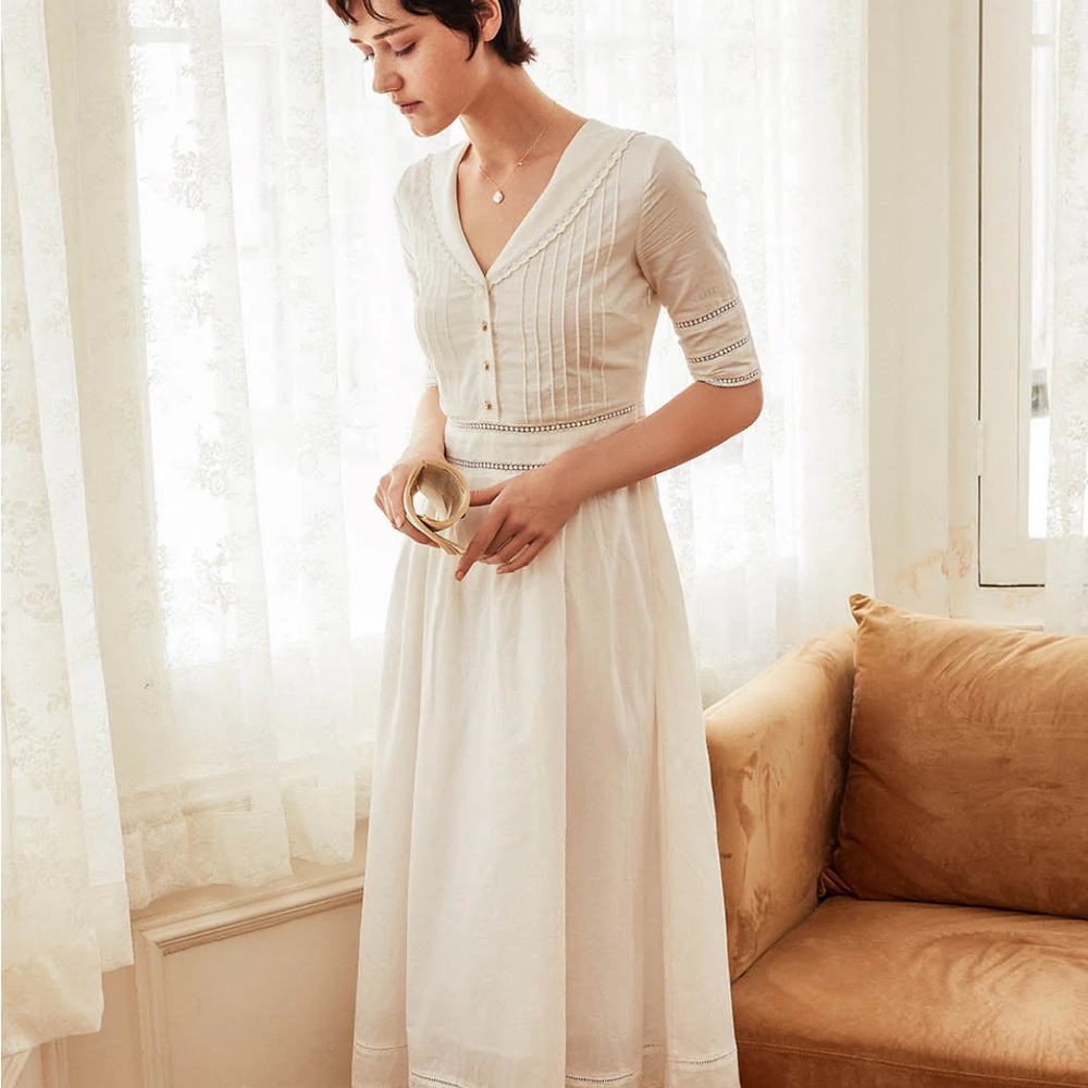 Simple Retro dress brand new with tag on